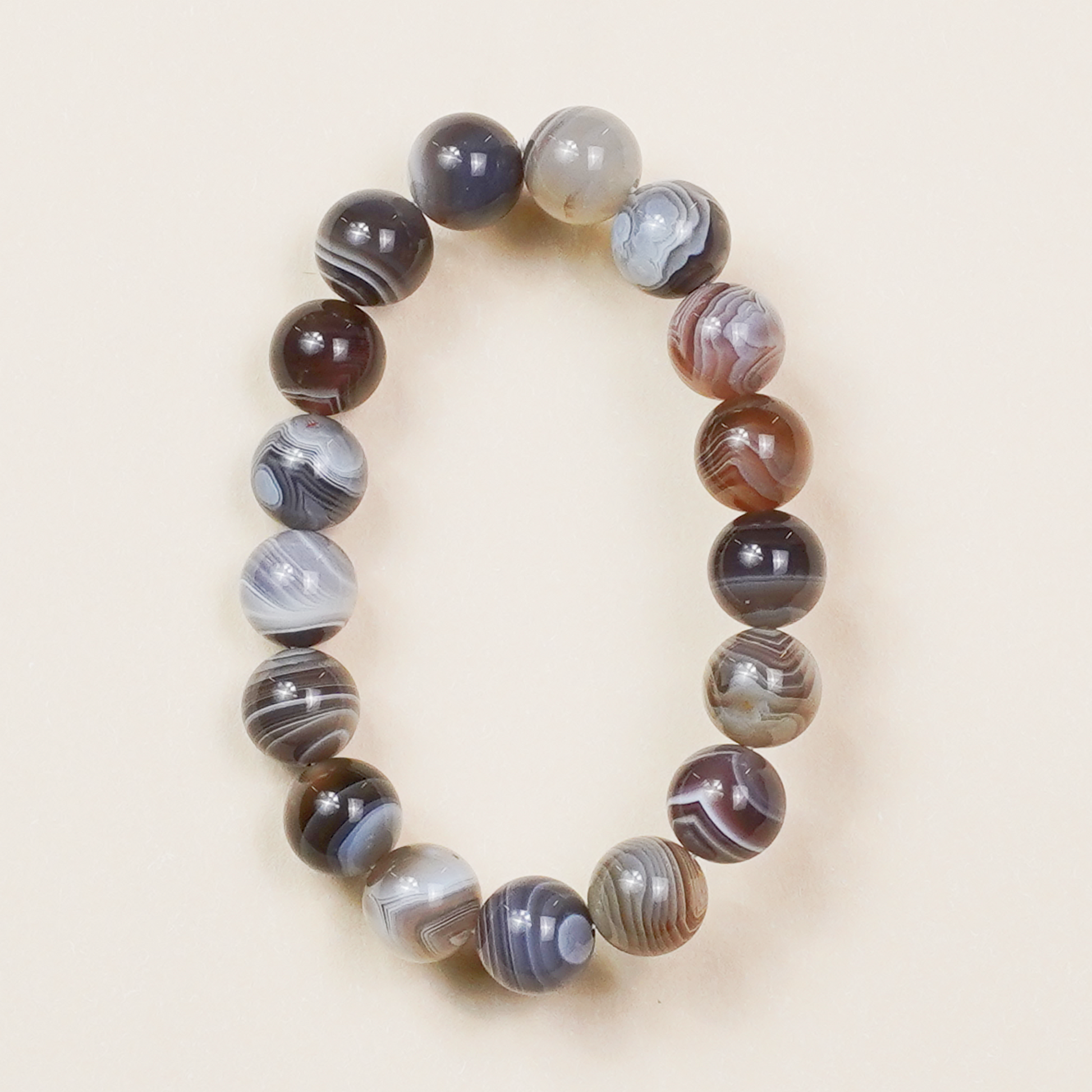 Mysterious East Silk Agate Bracelet